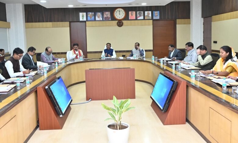 मुख्यमंत्री श्री विष्णु देव साय की अध्यक्षता में आज कैबिनेट की बैठक में अनेक महत्वपूर्ण निर्णय लिए गए 3 IMG 20251231 WA0024 - IMG 20251231 WA0024