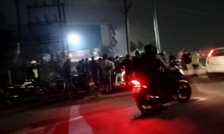 ब्रेकिंग : श्रीराम दूत प्लांट नकटी के पास दो युवक बाईक से तार घेरे से टकराया दोनों की हालत गंभीर 7 IMG 20260103 WA0013 - IMG 20260103 WA0013