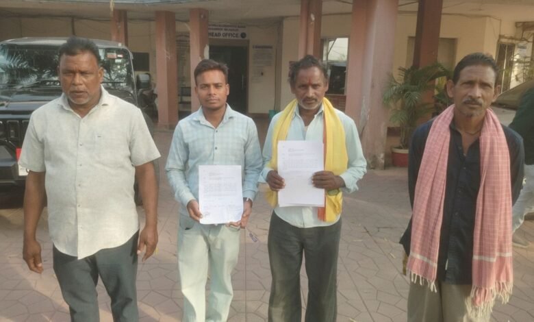 किसानों ने शाखा प्रबंधक पर दुर्व्यवहार और अनियमितता के लगाए आरोप कीये जांच की मांग 3 IMG 20260221 WA0005 - IMG 20260221 WA0005