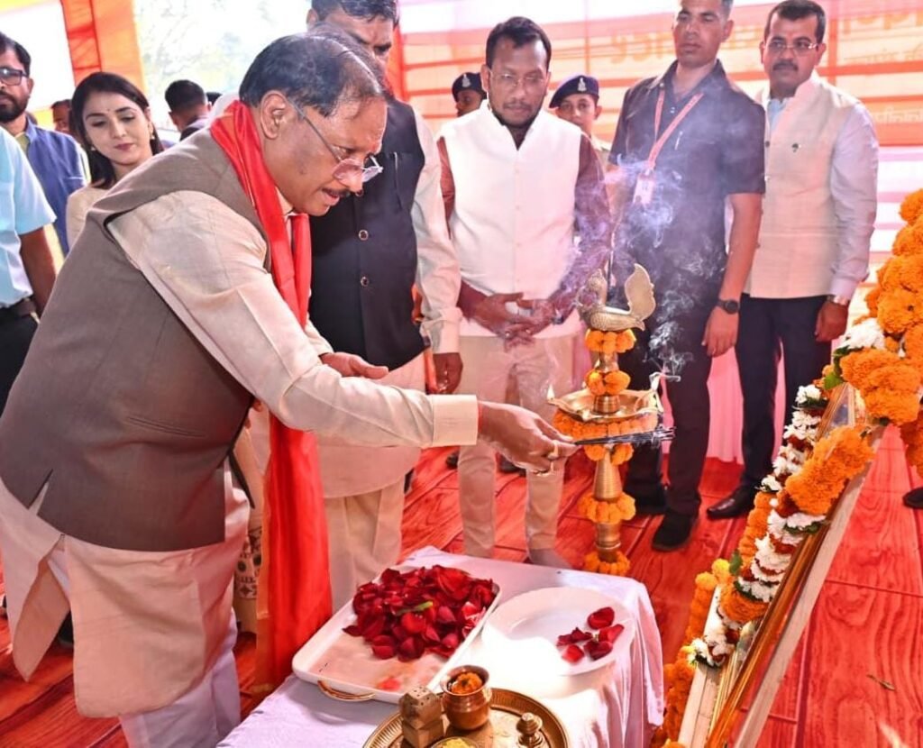 मुख्यमंत्री श्री विष्णु देव साय ने अपने जन्मदिन पर रक्तदान शिविर का आयोजन कर दिया सेवा का संदेश 6 रक्तदान शिविर