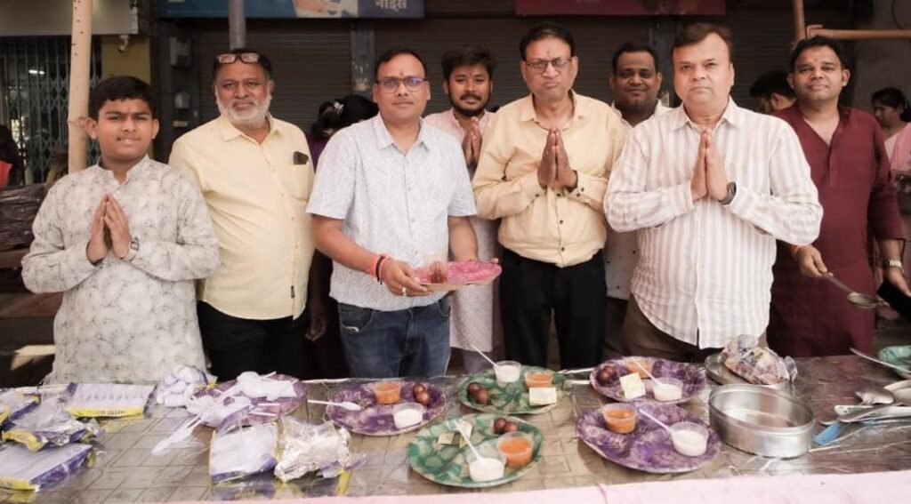 तिल्दा स्टेशन चौक स्थित माँ दुर्गा देवी मंदिर का 50वां स्थापना दिवस श्रद्धा व भक्ति के साथ मनाया गया 4 मां दुर्गा