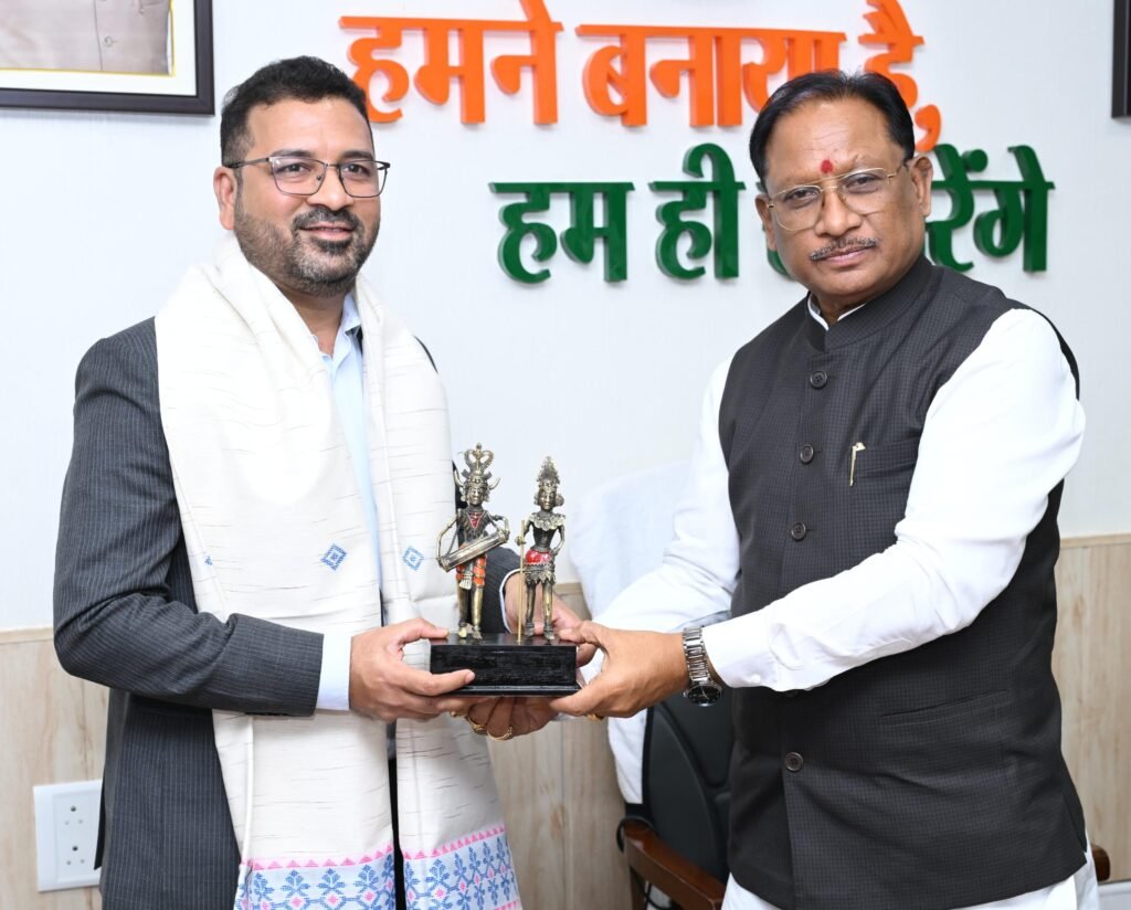 छत्तीसगढ़ में AI आधारित शिक्षा की नई शुरुआत: मुख्यमंत्री श्री विष्णु देव साय से गूगल इंडिया प्रतिनिधियों से की मुलाकात 6 AI आधारित शिक्षा