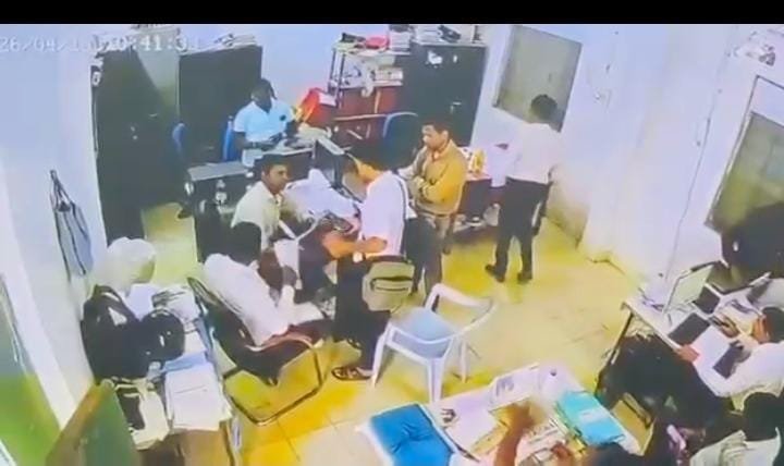 पत्रकार