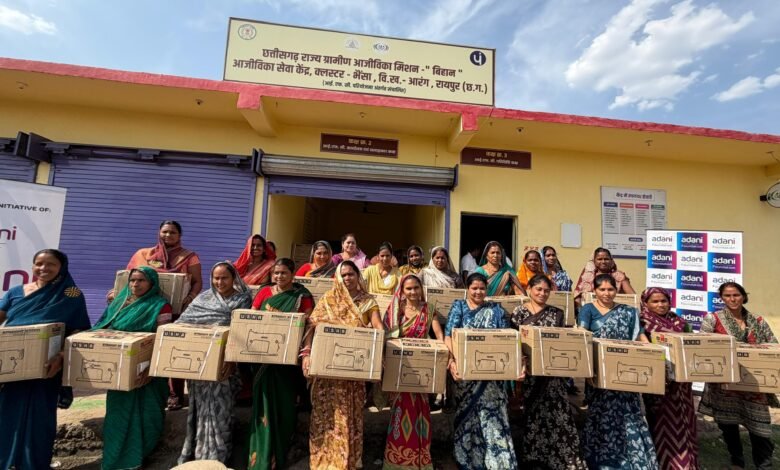 मुख्यमंत्री श्री विष्णु देव साय की घोषणा का त्वरित असर: कोसरंगी की दीदियों को मिली 50 निःशुल्क सिलाई मशीनें 3 IMG 20260523 WA0017 - IMG 20260523 WA0017