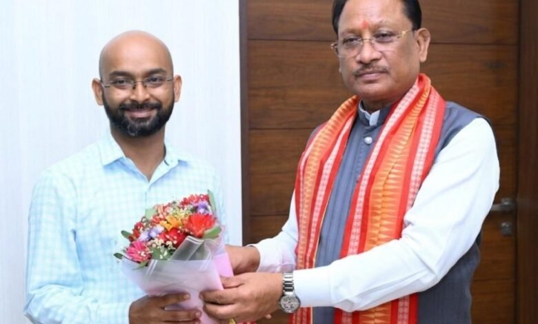 वनांचल के बेटे ने बढ़ाया प्रदेश का मान IFS बनकर रचा नया इतिहास मुख्यमंत्री श्री विष्णु देव साय ने दी बधाई 3 IMG 20260527 WA0017 - IMG 20260527 WA0017