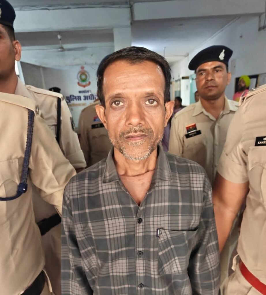ब्रेकिंग : ग्राम खर्वे में 08 व्यक्तियों की हत्या का हुआ खुलासा रामसहाय जायसवाल निकला साईरो किलर 4 कसडोल