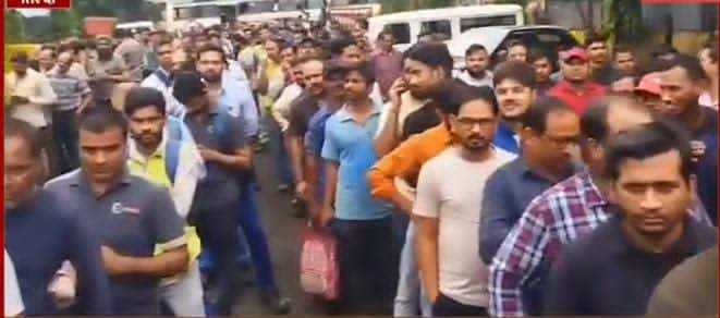 ब्रेकिंग : रायपुर ग्रामीण पुलिस का विशेष सत्यापन अभियान हुआ शुरू थाने मे लगी लंबी कतार संदिग्ध व्यक्ति की खैर नहीं 8 तिल्दा-नेवरा
