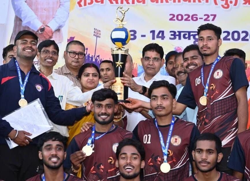 तिल्दा में राज्यस्तरीय वॉलीबॉल प्रतियोगिता का समापन 4 IMG 20261018 WA0019 - IMG 20261018 WA0019