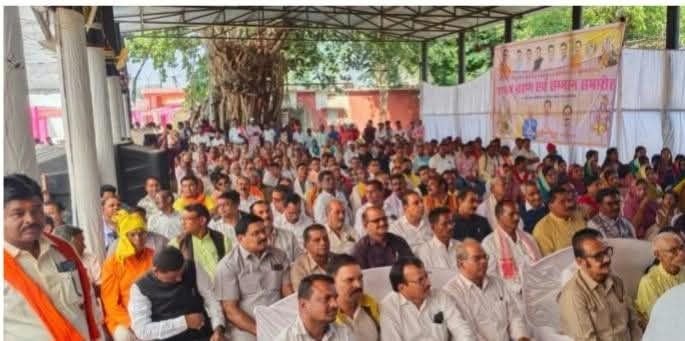 राजिम में छत्तीसगढ़ यादव ( ठेठवार) समाज का भव्य शपथ ग्रहण समारोह मंत्री गजेन्द्र यादव ने दिलाई शपथ 9 IMG 20261026 WA0000 - IMG 20261026 WA0000