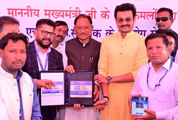मुख्यमंत्री विष्णु देव साय ने जशपुर जिले में ‘डिजिटल डोर सुविधा’ का किया शुभारंभ 3 डिजिटल डोर सुविधा