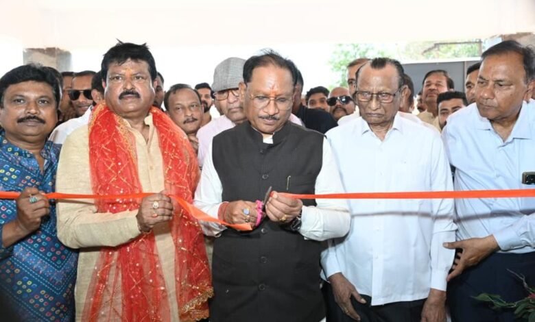 मुख्यमंत्री श्री विष्णु देव साय ने कायस्थ मंगल भवन का किया लोकार्पण सामाजिक एकजुटता और विकास की नई पहल 3 मुख्यमंत्री श्री विष्णु देव साय