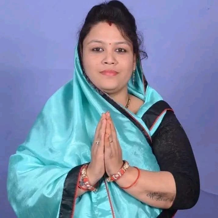 तिल्दा-नेवरा में ड्रोन सर्वे से संपत्तिकर निर्धारण, QR कोड प्लेट लगे 4
रानी सौरभ जै