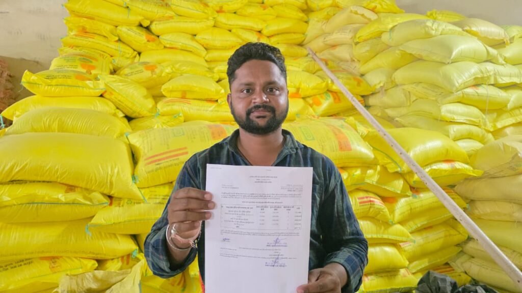 खरीफ सीजन में किसानों को समय पर मिल रही खाद, सखौली के किसान कमलेश ने जताया संतोष 4 मुख्यमंत्री श्री विष्णु