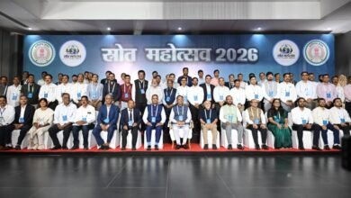 जल