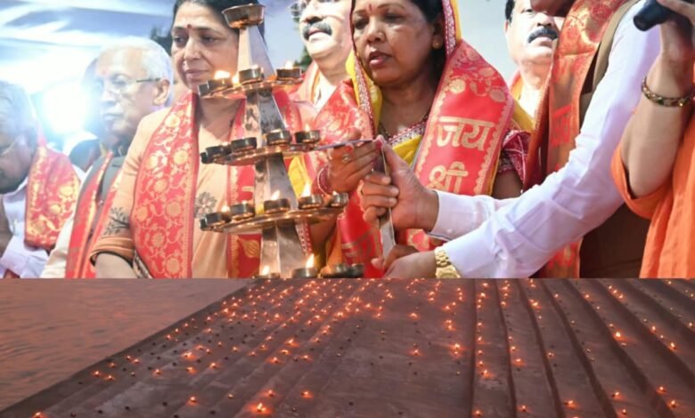 प्रधानमंत्री श्री मोदी