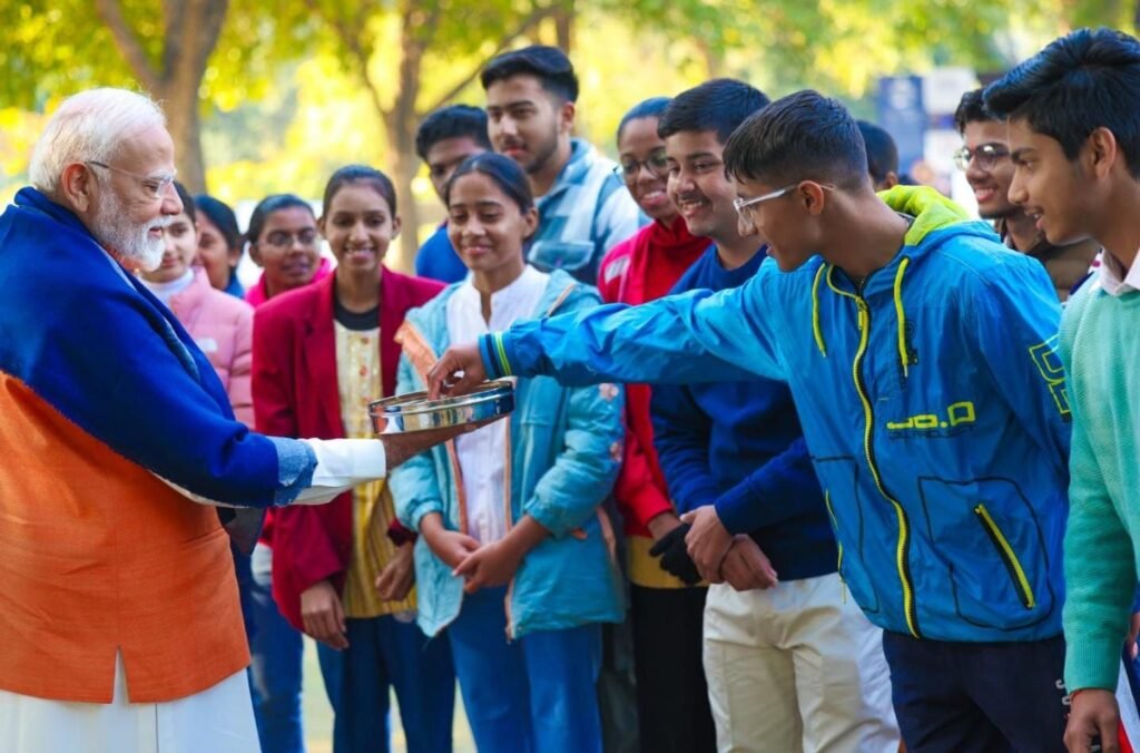 परीक्षा पे चर्चा 2026 में छत्तीसगढ़ की बड़ी उपलब्धि: पालक सहभागिता में देश में प्रथम 6 img 20260104 wa00181263452490587895490 - img 20260104 wa00181263452490587895490