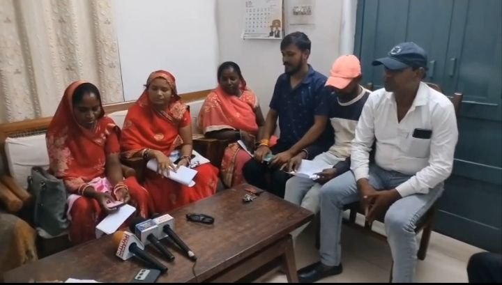 ग्राम पंचायत खपरी कला में सचिव के खिलाफ ग्रामीणों ने खोला मोर्चा 6 img 20260925 wa00182642441015621075028 - img 20260925 wa00182642441015621075028